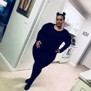 Meet your Posher, Adassa